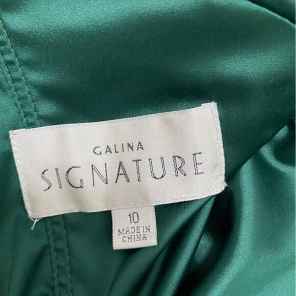 NWT GALINA SIGNATURE Satin Off-the-Shoulder Mermaid Juniper Green‎ Size 10 - Picture 11 of 16